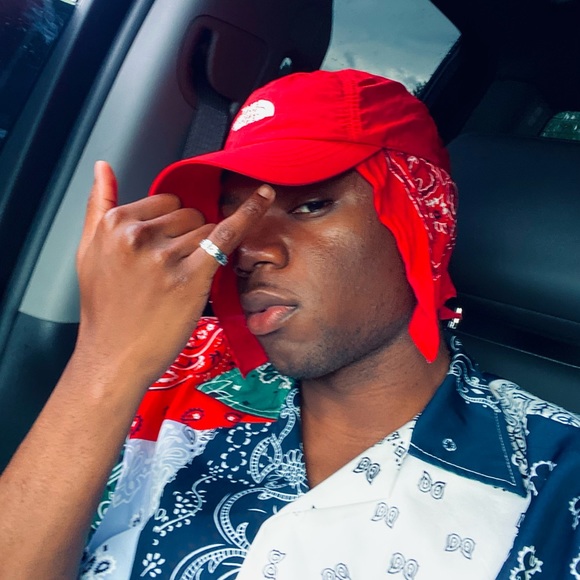 Meet your Posher, Reno - Picture 5 of 5